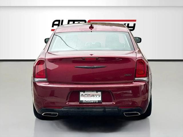 2022 Chrysler 300 Touring