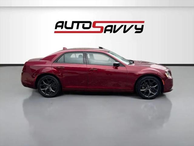 2022 Chrysler 300 Touring