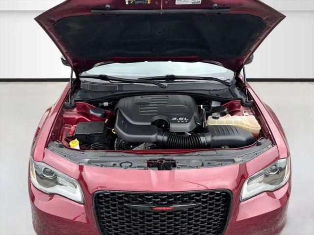 2022 Chrysler 300 Touring