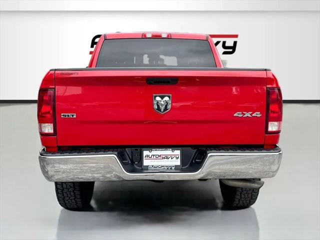 2022 Ram 1500 Classic SLT Crew Cab 4x4 5'7" Box