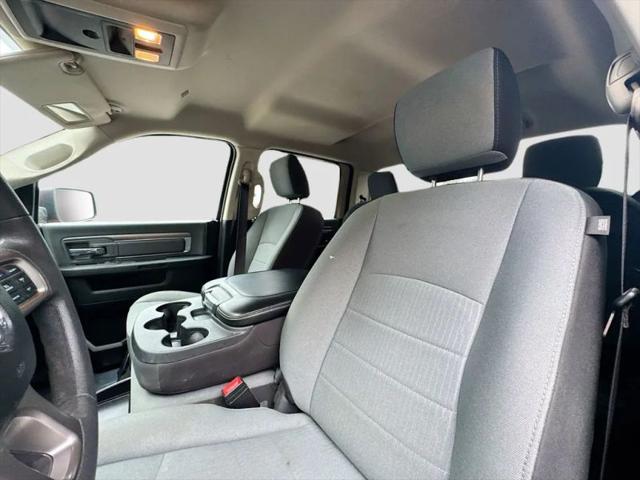 2022 Ram 1500 Classic SLT Crew Cab 4x4 5'7" Box
