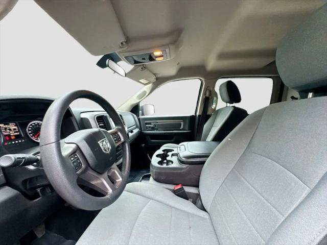 2022 Ram 1500 Classic SLT Crew Cab 4x4 5'7" Box