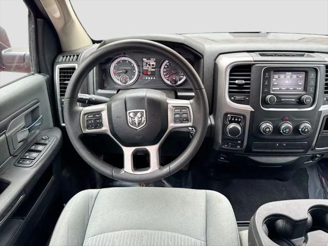 2022 Ram 1500 Classic SLT Crew Cab 4x4 5'7" Box