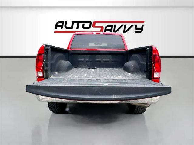 2022 Ram 1500 Classic SLT Crew Cab 4x4 5'7" Box