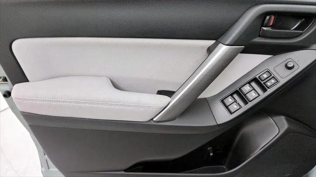 2014 Subaru Forester 2.5i