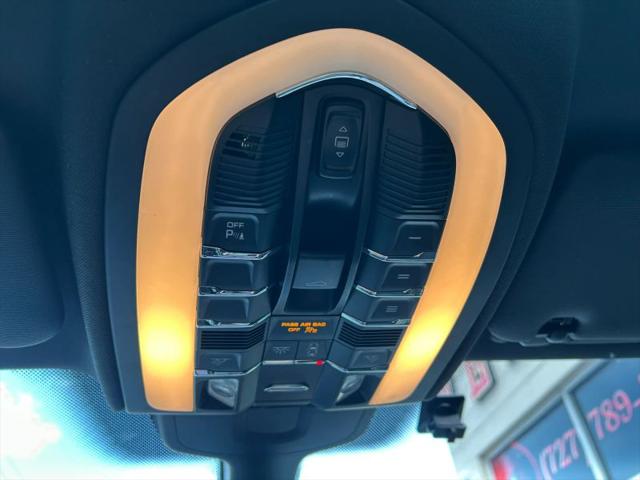 2017 Porsche Cayenne Platinum Edition