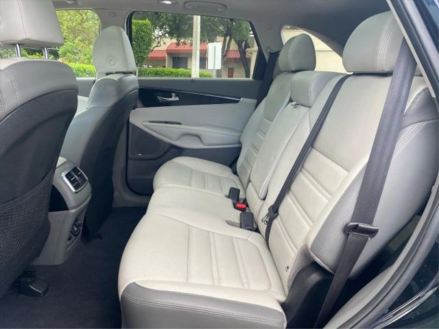 2019 Kia Sorento 3.3L SX