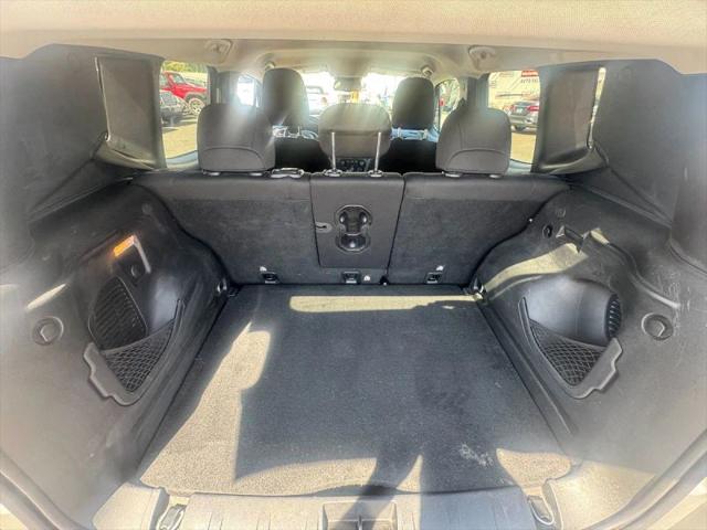 2019 Jeep Renegade Latitude FWD