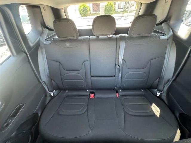 2019 Jeep Renegade Latitude FWD