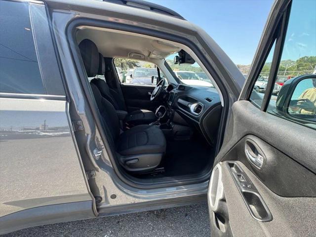 2019 Jeep Renegade Latitude FWD