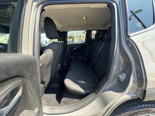 2019 Jeep Renegade Latitude FWD