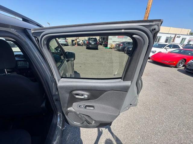 2019 Jeep Renegade Latitude FWD