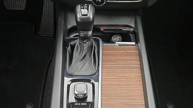 2021 Volvo XC60 T5 Momentum