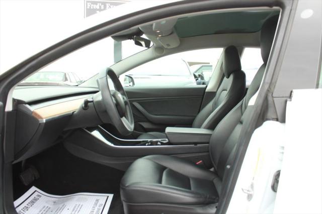 2019 Tesla Model 3 Standard Range