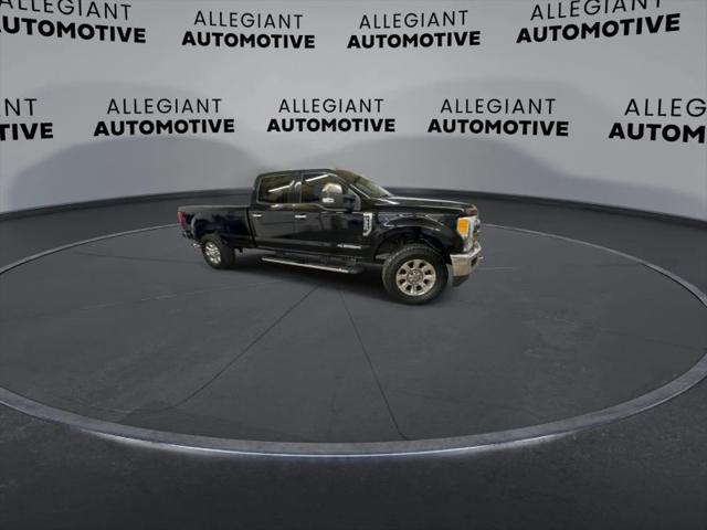 2017 Ford F-350 LARIAT