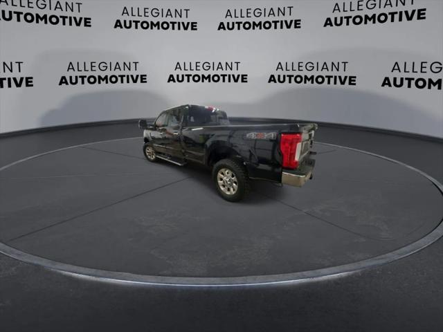 2017 Ford F-350 LARIAT