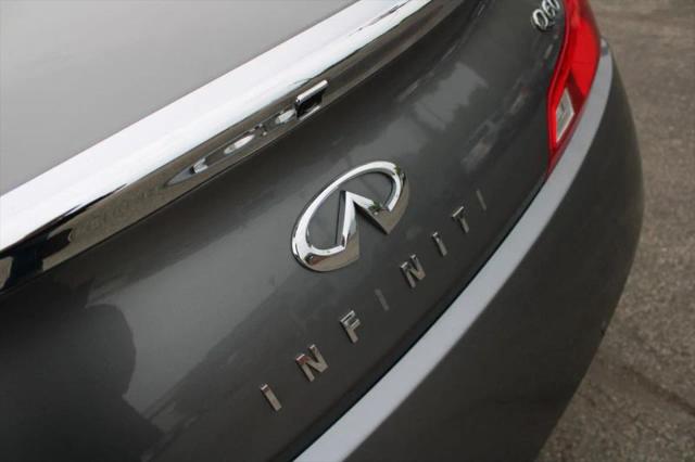 2014 INFINITI Q60 Base