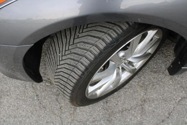 2014 INFINITI Q60 Base