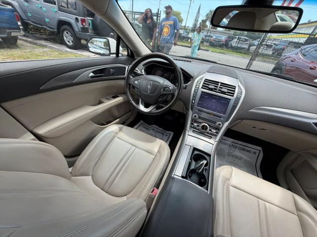 2019 Lincoln MKZ Standard