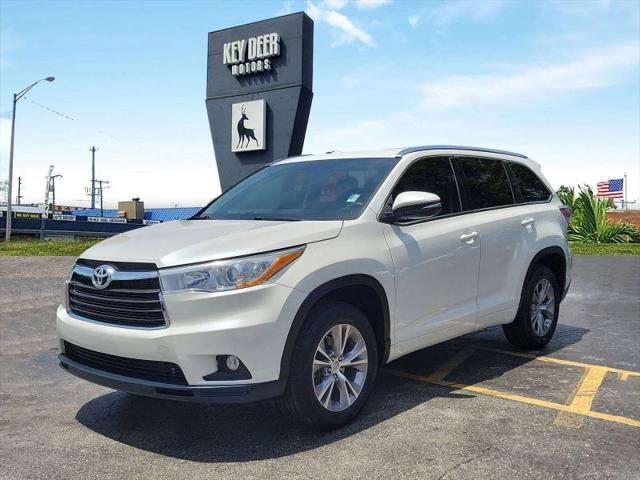 2015 Toyota Highlander XLE V6 for sale in Miami, FL