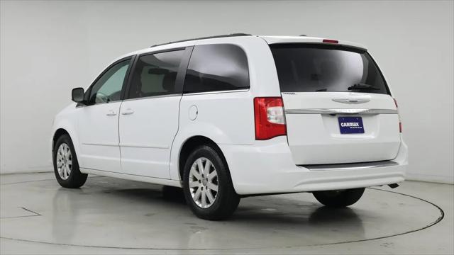 2015 Chrysler Town & Country LX
