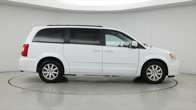 2015 Chrysler Town & Country LX