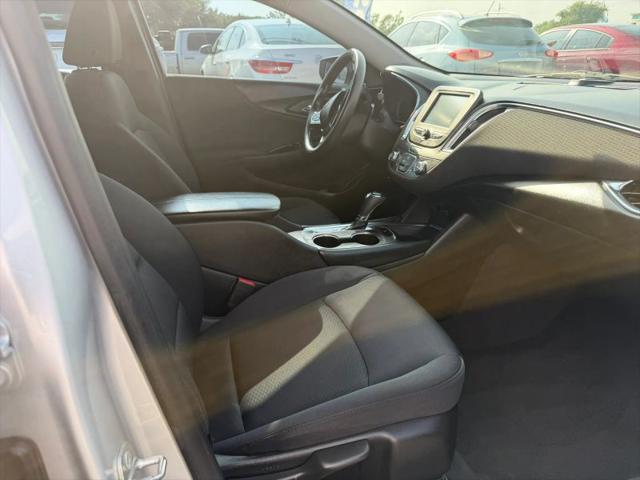 2016 Chevrolet Malibu 1LT