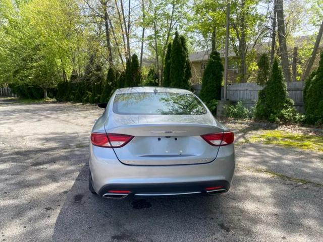 2016 Chrysler 200 C