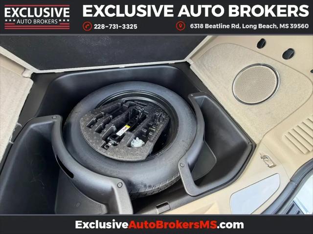 2020 Jeep Grand Cherokee Overland 4x2