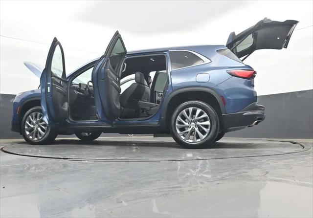 2025 Buick Enclave Preferred FWD