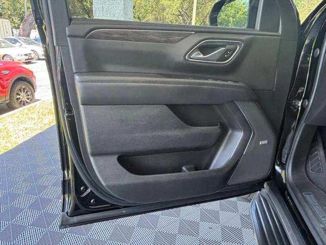 2022 Chevrolet Suburban 4WD LT