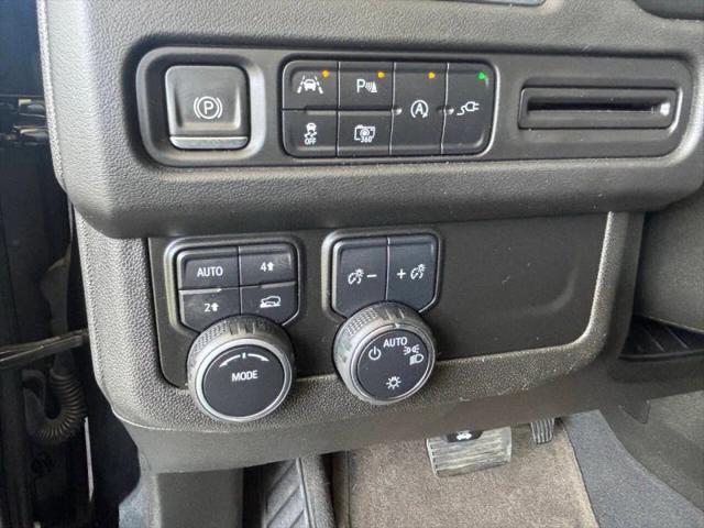 2022 Chevrolet Suburban 4WD LT
