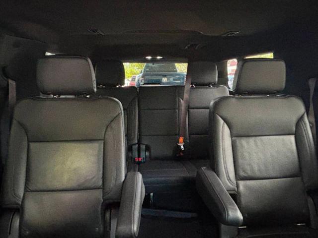 2022 Chevrolet Suburban 4WD LT