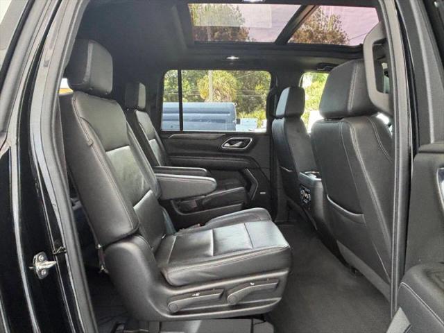 2022 Chevrolet Suburban 4WD LT