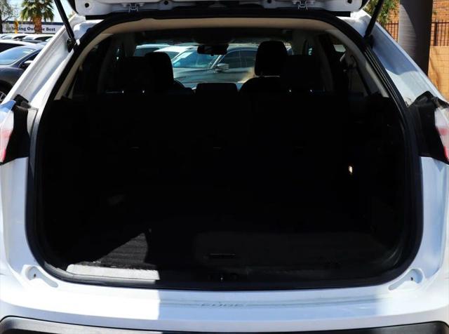 2021 Ford Edge SE