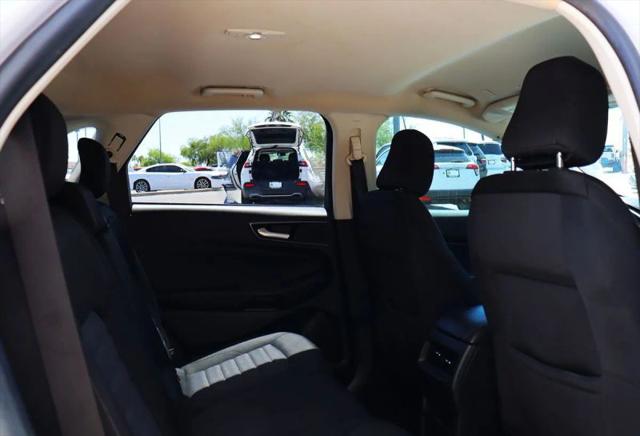 2021 Ford Edge SE