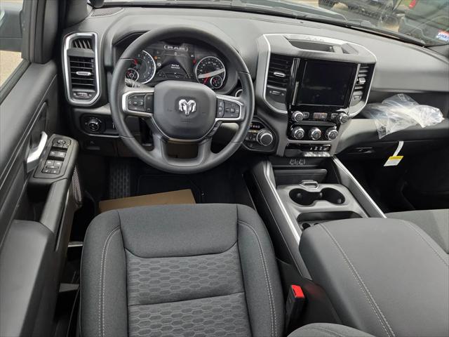 2026 Ram 1500 Express Crew Cab 4x4 57 Box
