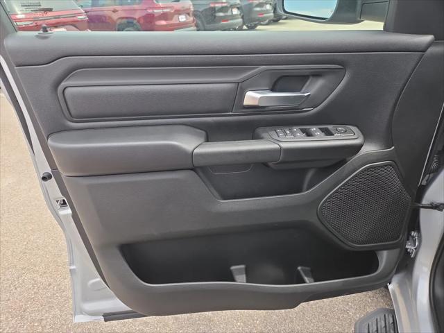 2026 Ram 1500 Express Crew Cab 4x4 57 Box