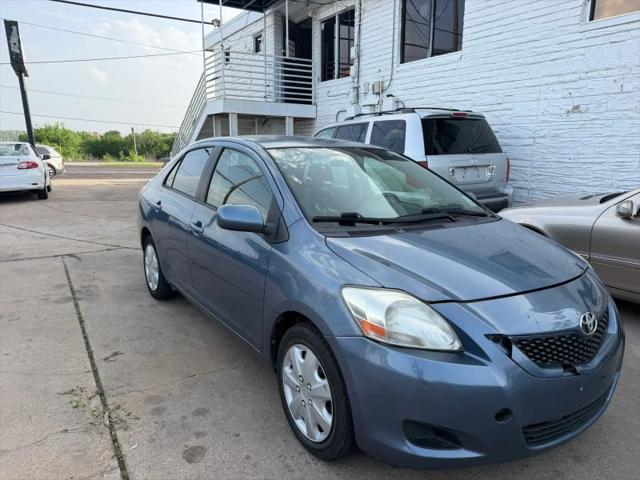 2012 Toyota Yaris Base