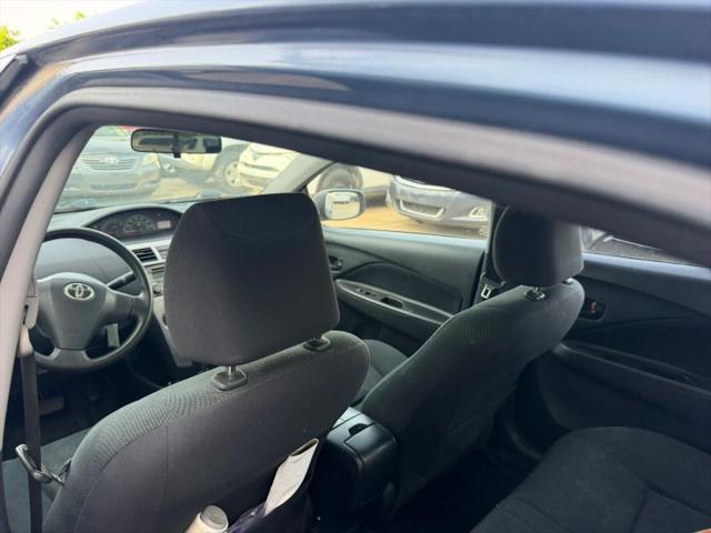 2012 Toyota Yaris Base