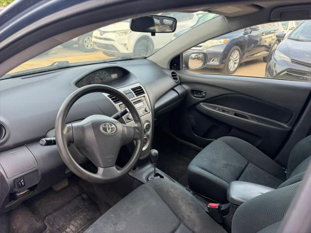 2012 Toyota Yaris Base
