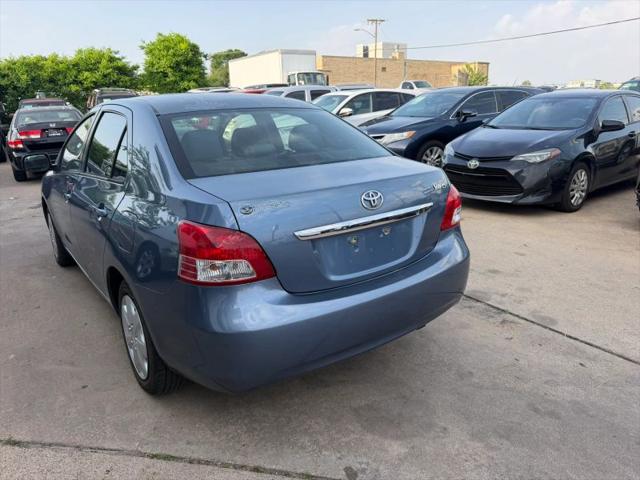 2012 Toyota Yaris Base