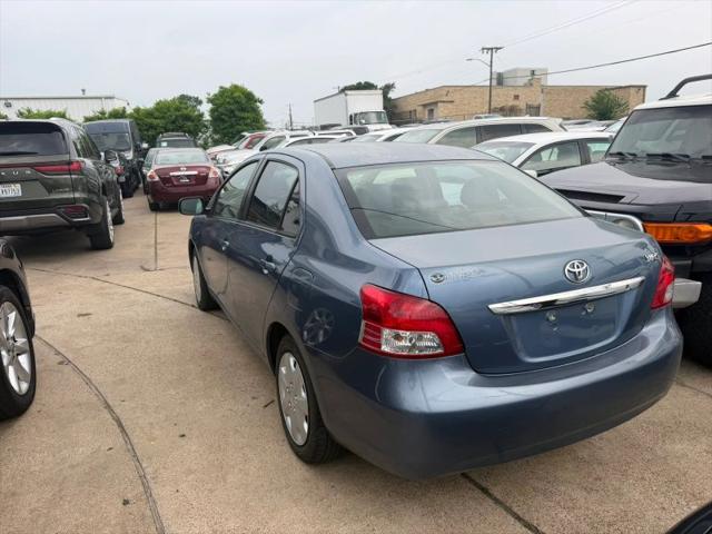 2012 Toyota Yaris Base