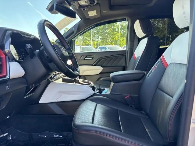 2023 GMC Canyon 4WD Crew Cab Short Box AT4X
