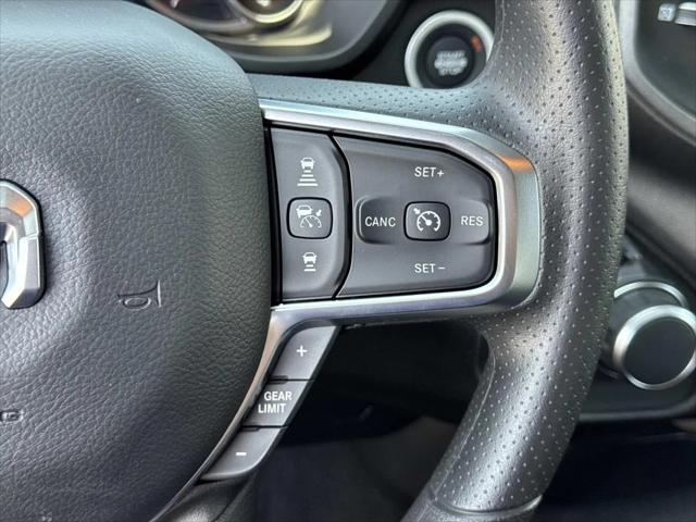 2026 Ram 1500 Tradesman Crew Cab 4x4 5'7" Box