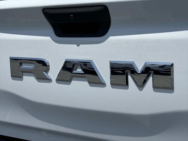 2026 Ram 1500 Tradesman Crew Cab 4x4 5'7" Box