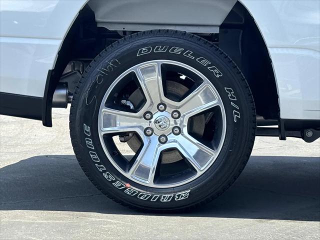 2026 Ram 1500 Tradesman Crew Cab 4x4 5'7" Box