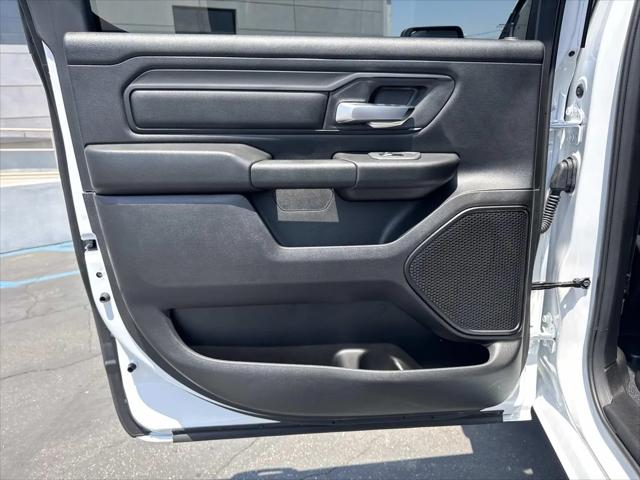 2026 Ram 1500 Tradesman Crew Cab 4x4 5'7" Box