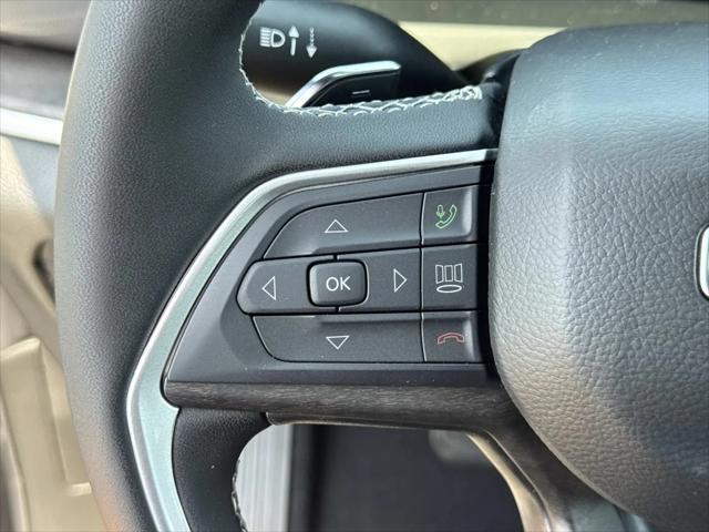 2026 Jeep Grand Cherokee L Altitude 4x2