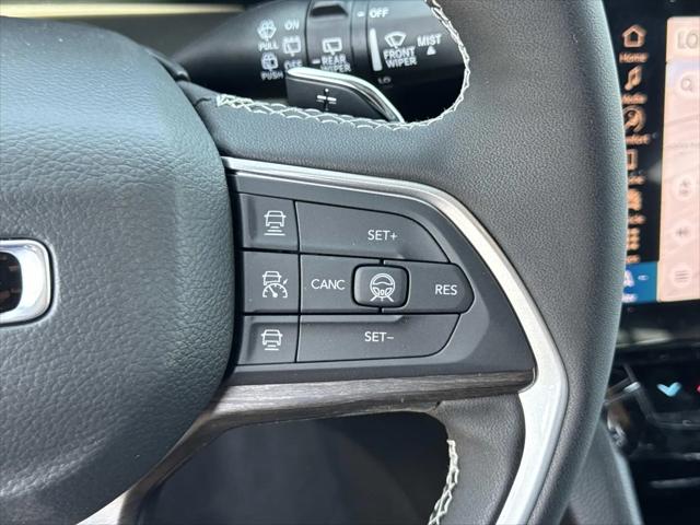 2026 Jeep Grand Cherokee L Altitude 4x2